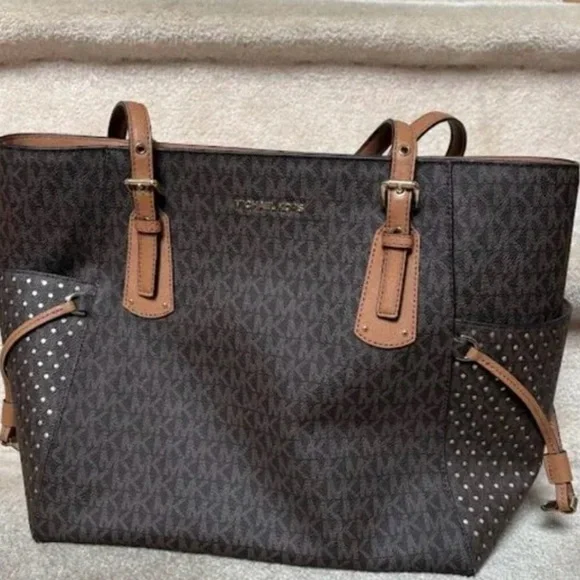 MICHAEL KORS VOYAGER 30H7GV6T1V BRN/ACORN EWSIGNATURE TOTE NWT